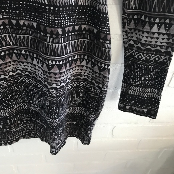 Volcom Mini dress Longsleeve Cutout back Native Skater Black Gray S - Picture 6 of 9